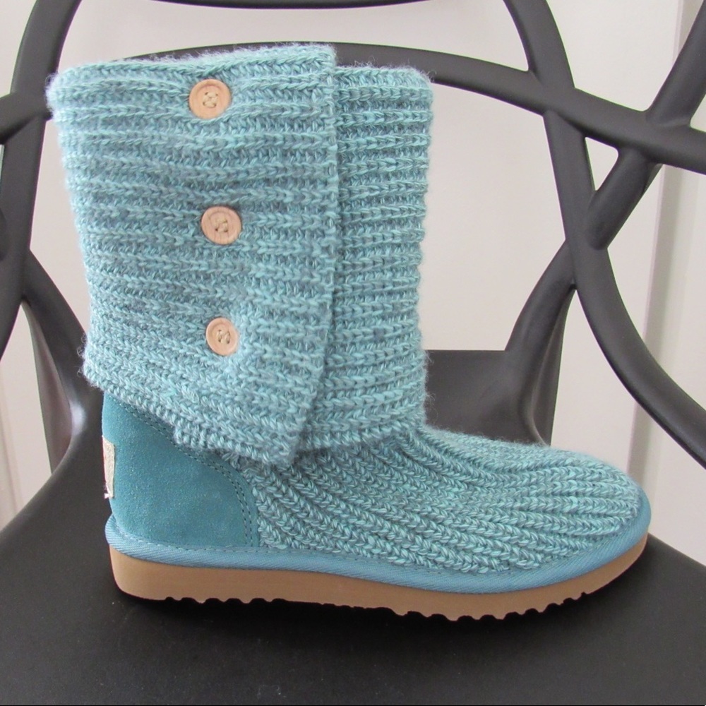 Blue knitted Ugg Boots.